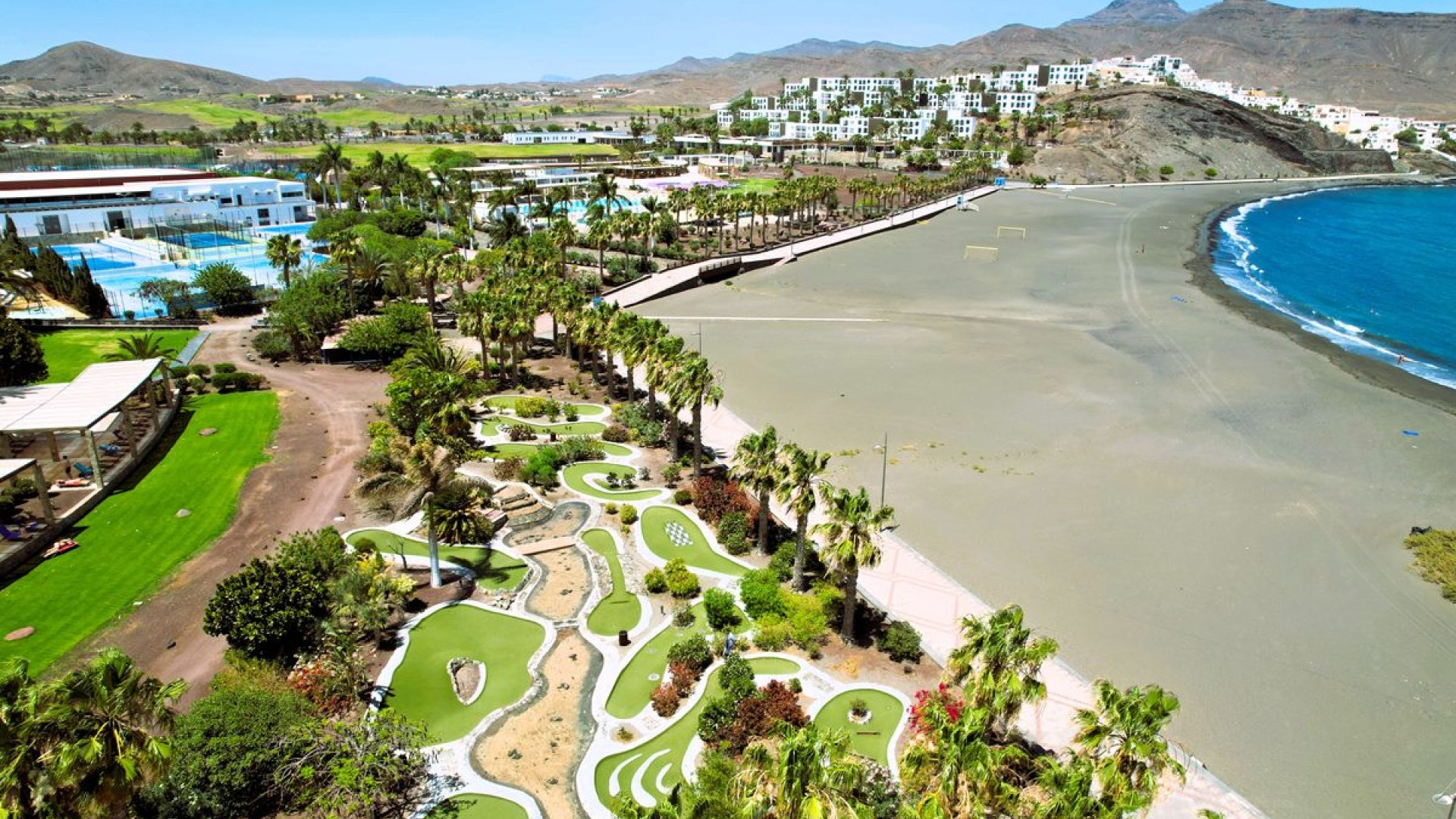Minigolf_Playitas