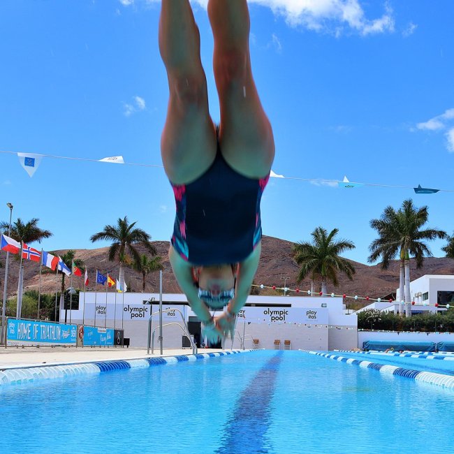 swimming_jump